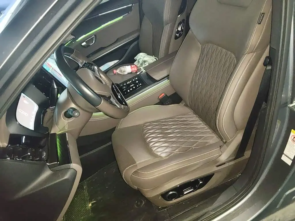BYD Han 2022 — Şəkil 8/20