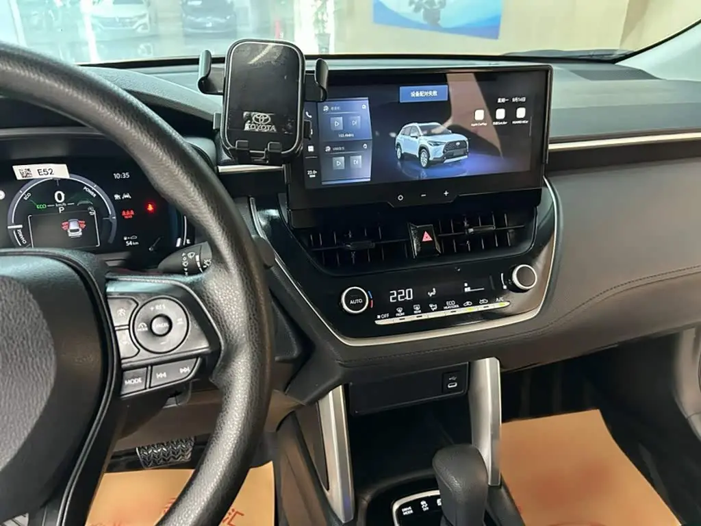 Toyota Corolla Cross 2024 — Şəkil 8/20