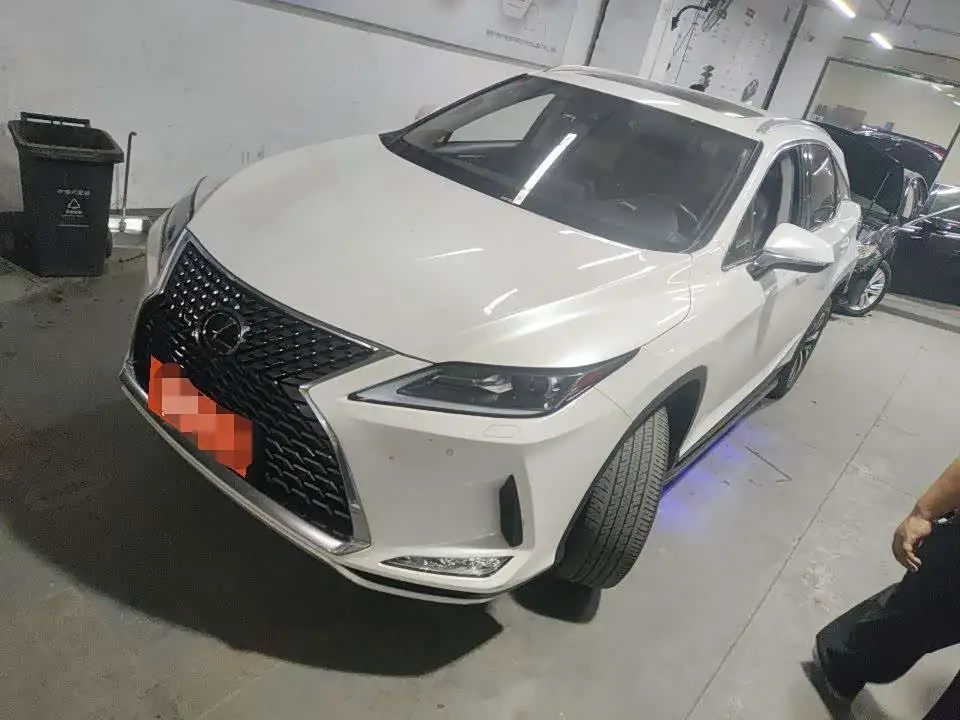 Lexus RX, 2021