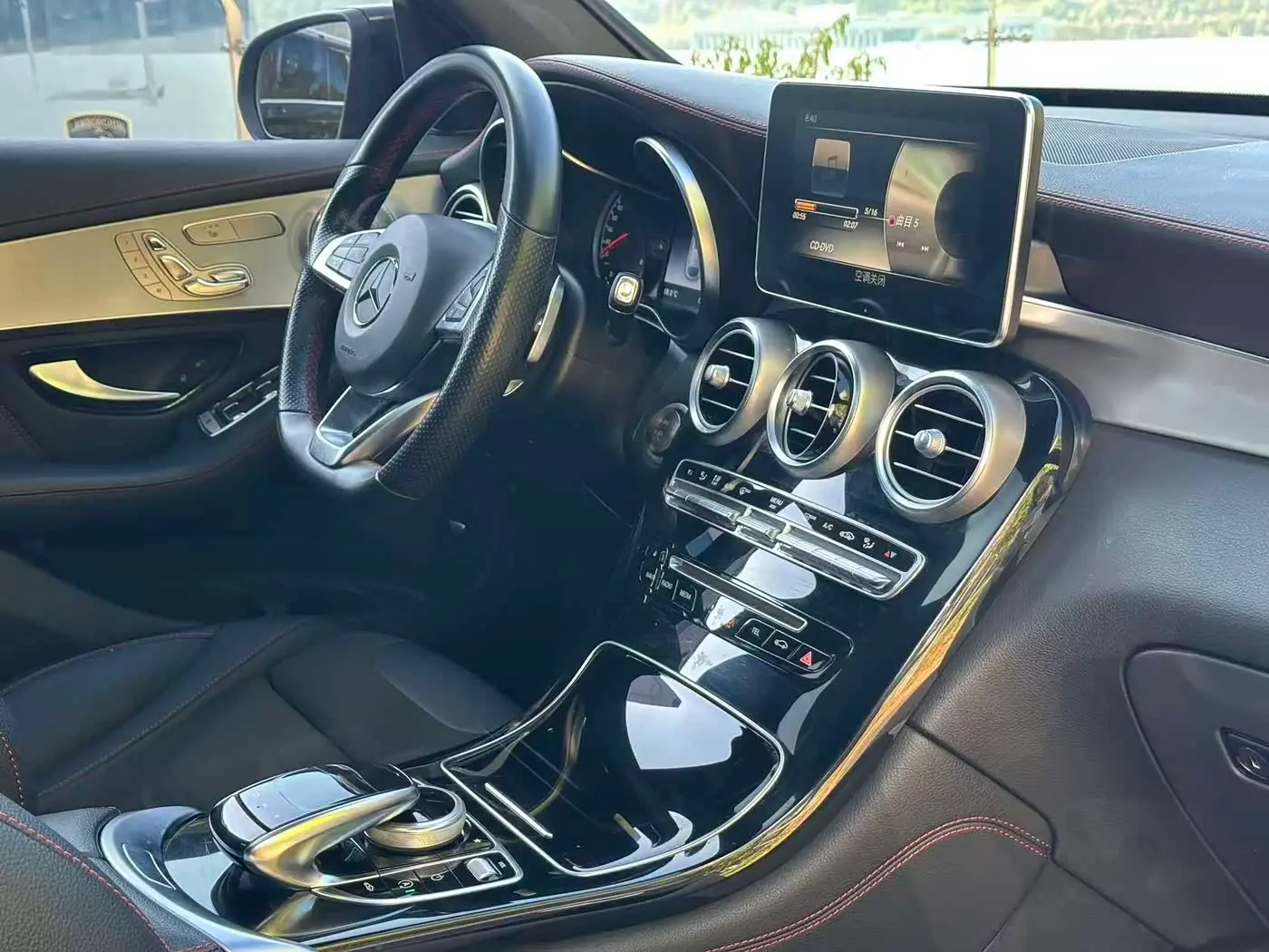 Mercedes-Benz GLC Coupe AMG 2019 — Photo 11/20