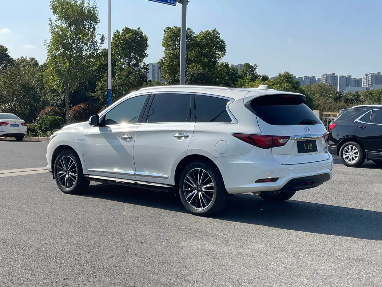 Infiniti QX60 2018 — Фото 6/20