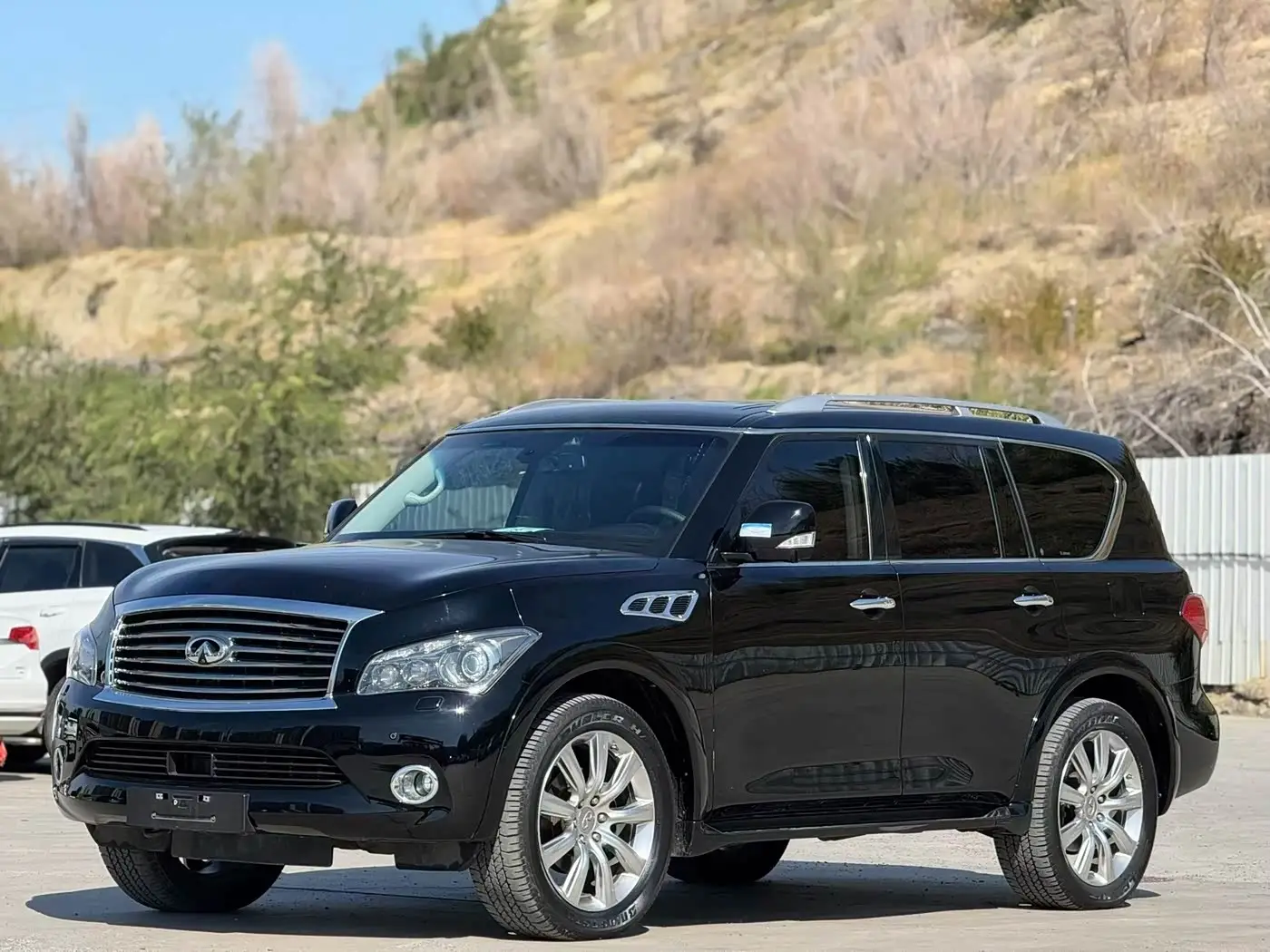 Infiniti QX, 2013