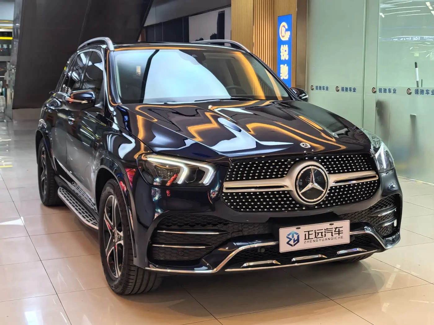 Mercedes-Benz GLE New Energy 2021 — Photo 3/20