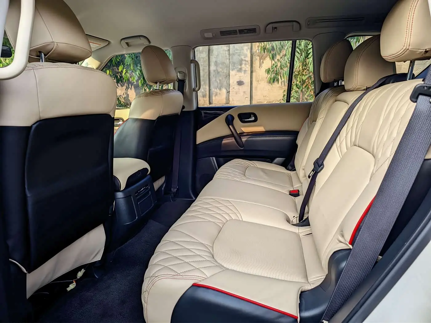 Nissan Patrol 2017 — Photo 16/20
