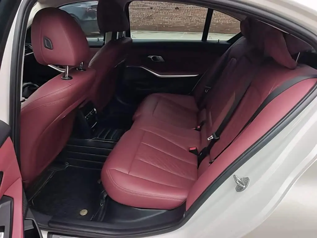 BMW 3 Series 2023 — Şəkil 17/20
