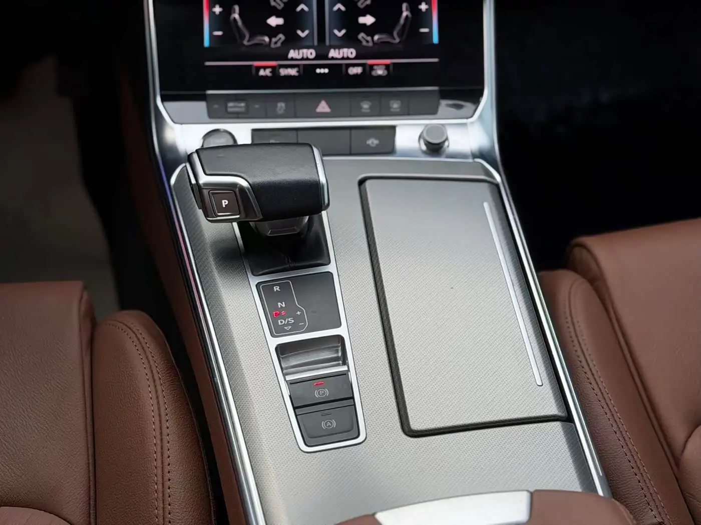 Audi A6L 2021 — Şəkil 11/11