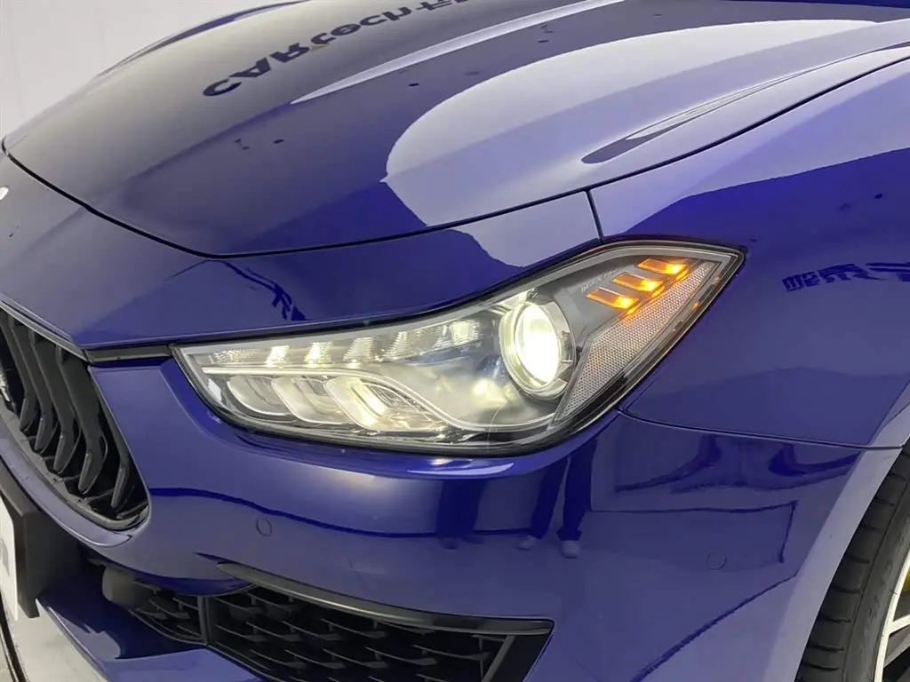 Maserati Ghibli 2022 — Photo 9/20