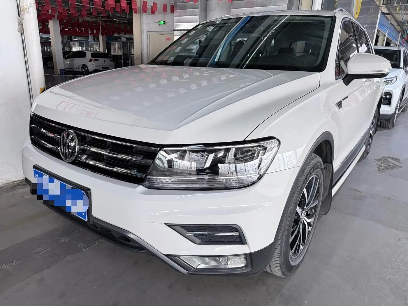 Volkswagen Tiguan L, 2018