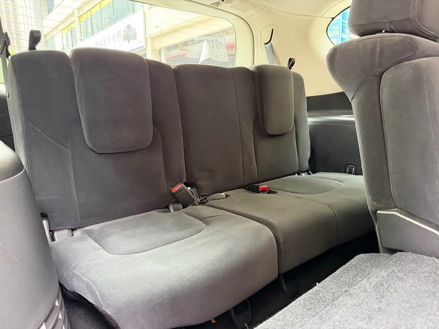Nissan Patrol 2017 — Photo 14/18
