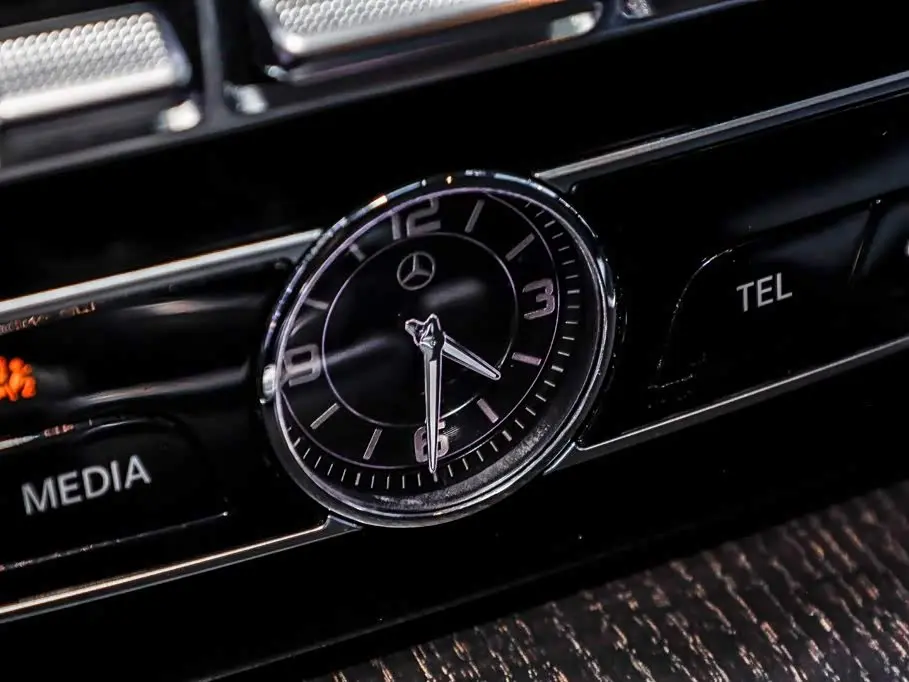 Mercedes-Benz G-Class 2023 — Фото 15/20