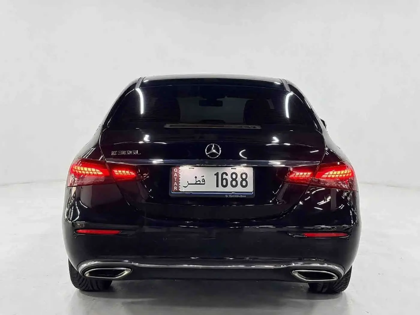 Mercedes-Benz E-Class 2021 — Photo 8/9