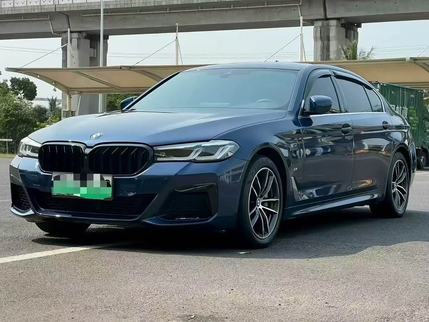 BMW 5 Series New Energy 2021 — Şəkil 1/9