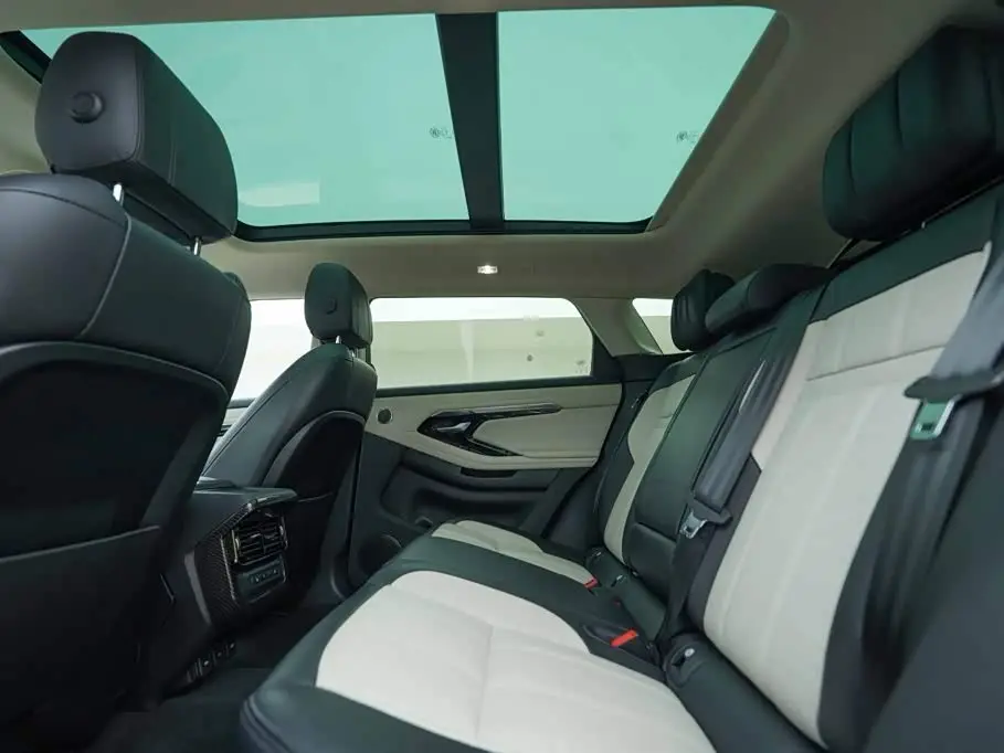 Land Rover Range Rover Evoque 2023 — Фото 19/19