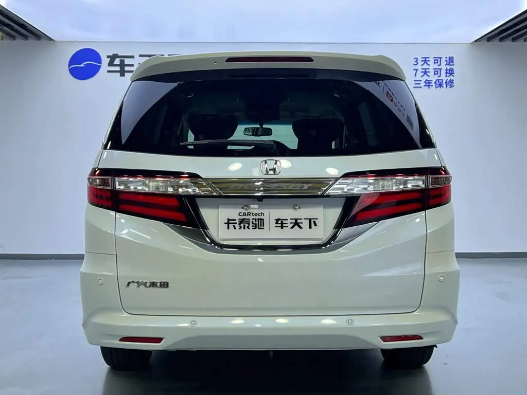 Honda Odyssey 2017 — Şəkil 6/20