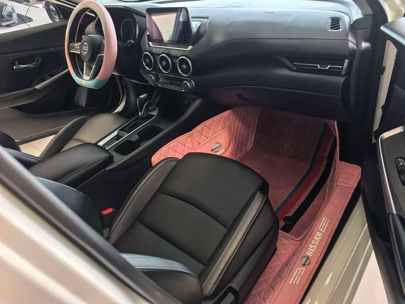 Nissan Sylphy 2022 — Photo 10/13