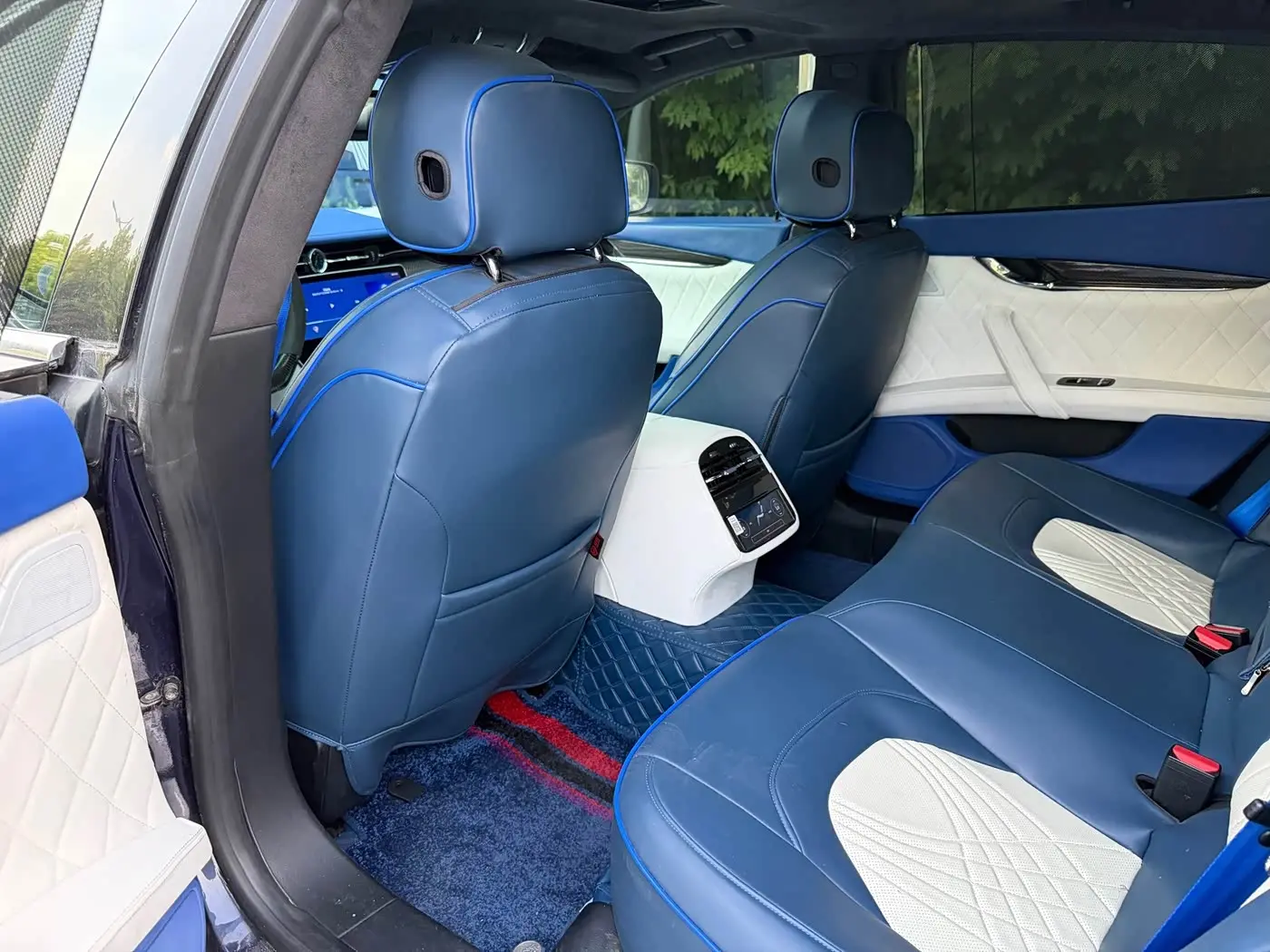 Maserati Quattroporte 2015 — Şəkil 8/10