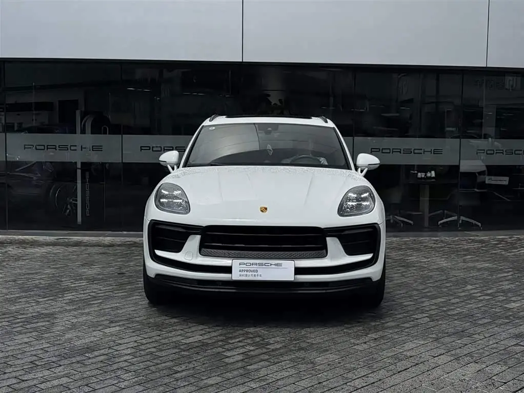 Porsche Macan 2025 — Фото 2/15
