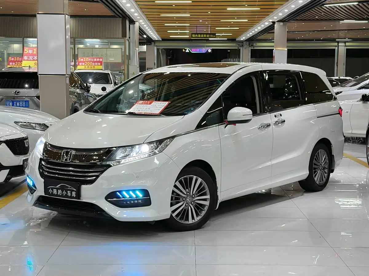 Honda Odyssey 2019 — Photo 15/15