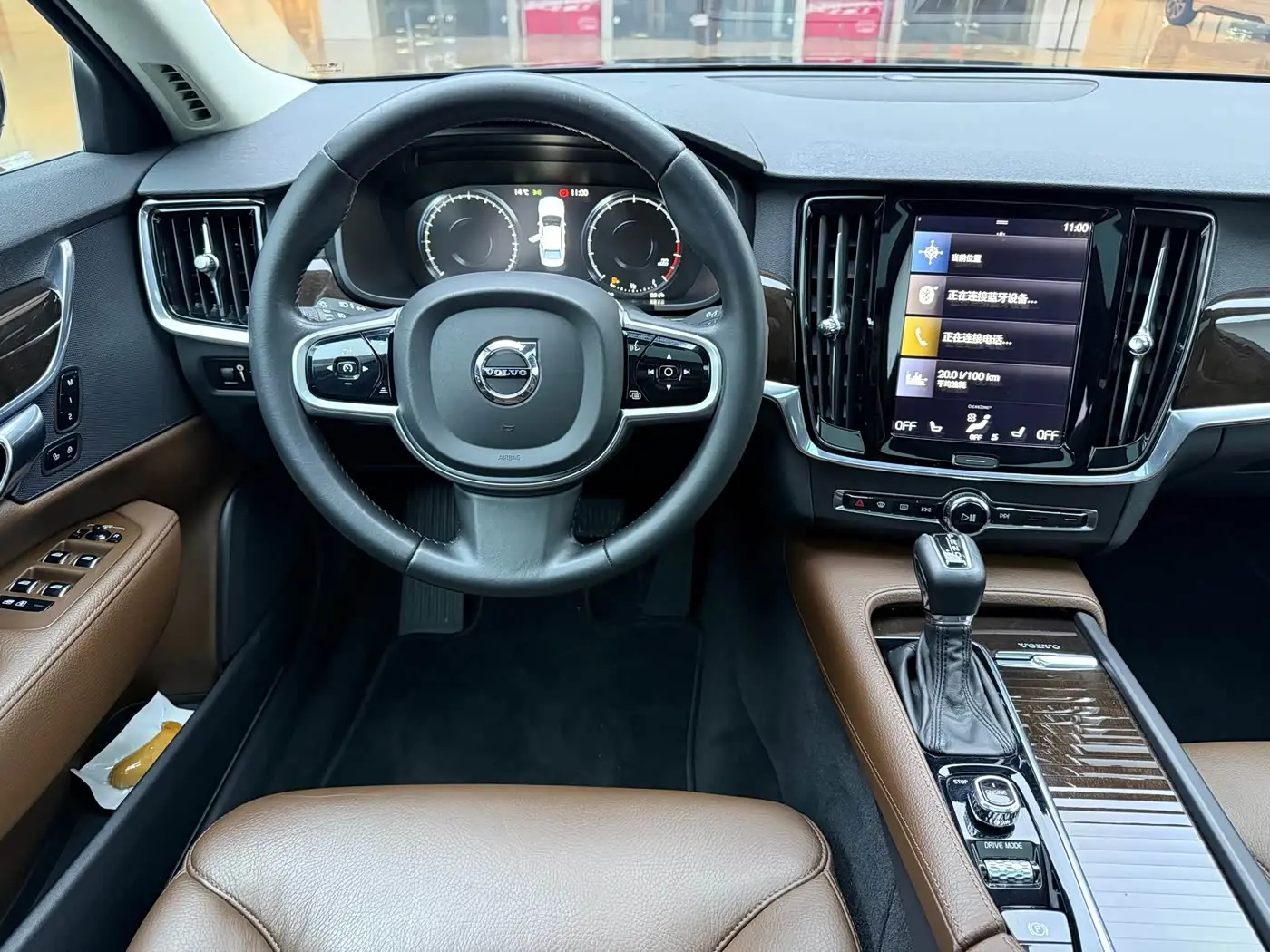 Volvo S90 2017 — Фото 6/10