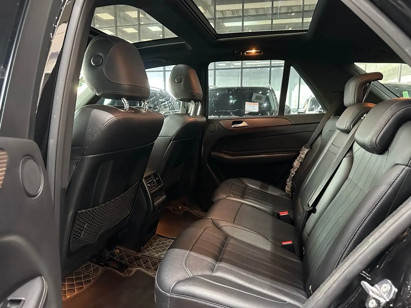 Mercedes-Benz GLE 2019 — Photo 8/17
