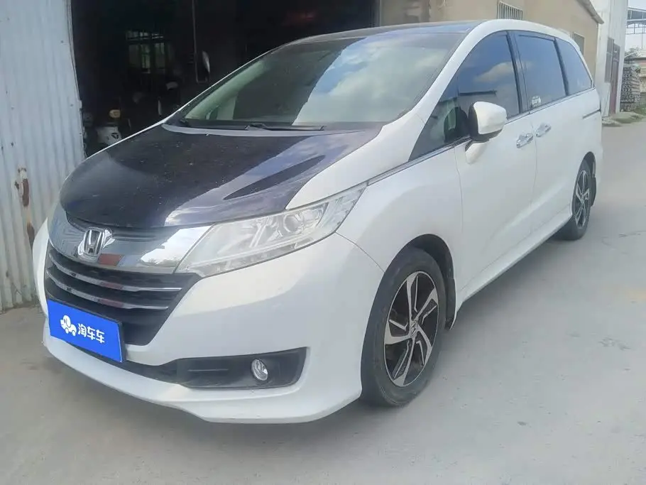 Honda Odyssey 2017 — Şəkil 1/16