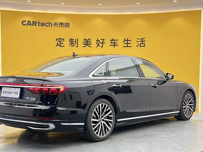 Audi A8 2024 — Фото 4/20