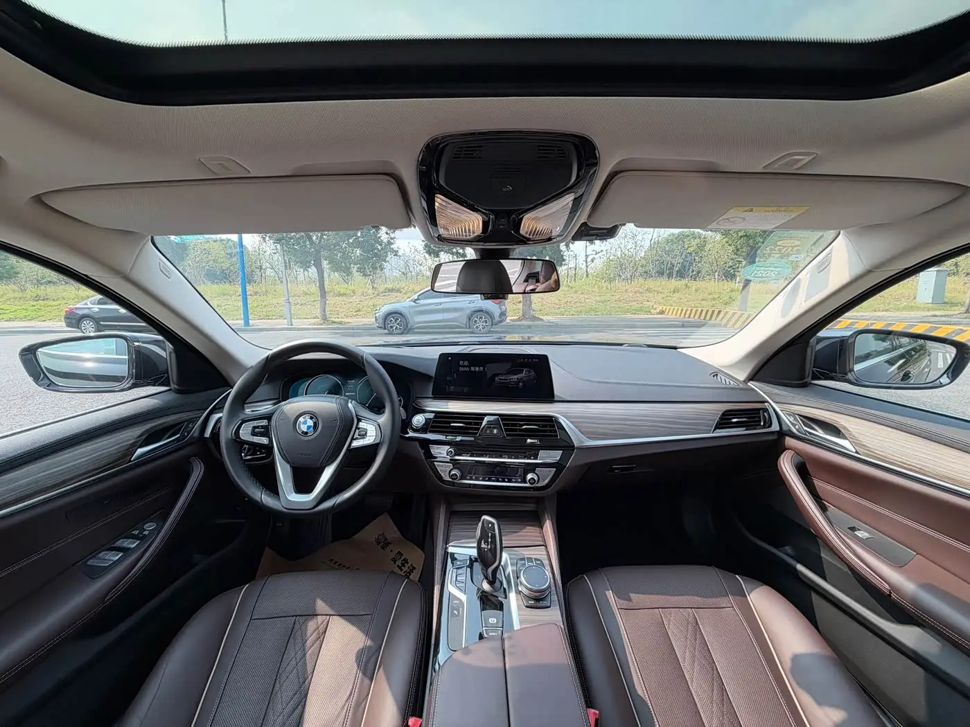 BMW 5 Series New Energy 2018 — Фото 15/20