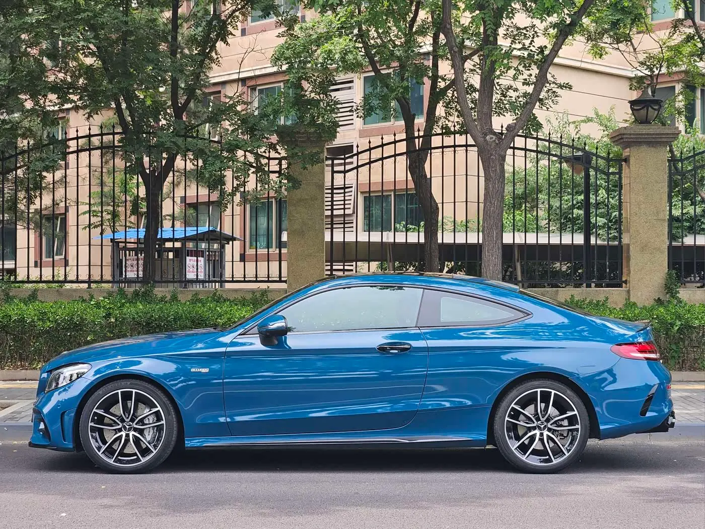 Mercedes-Benz C-Class AMG 2023 — Photo 2/20
