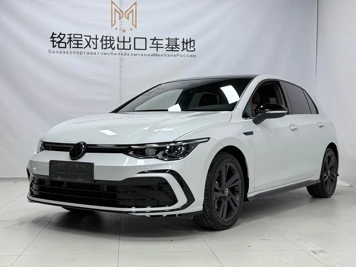 Volkswagen Golf, 2022