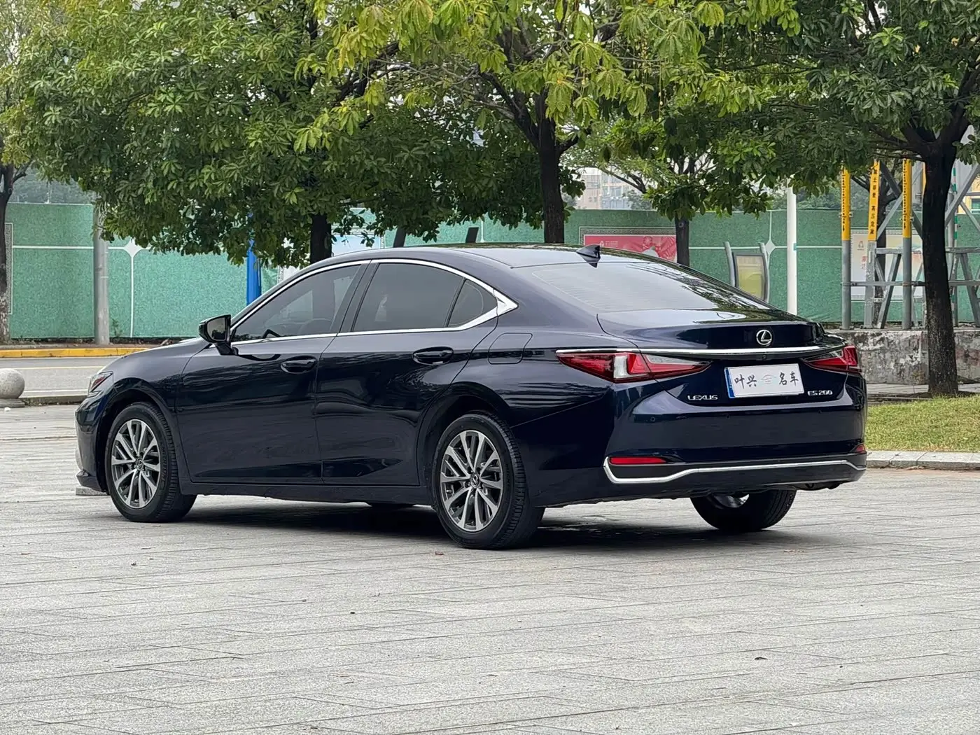Lexus ES 2024 — Фото 15/17