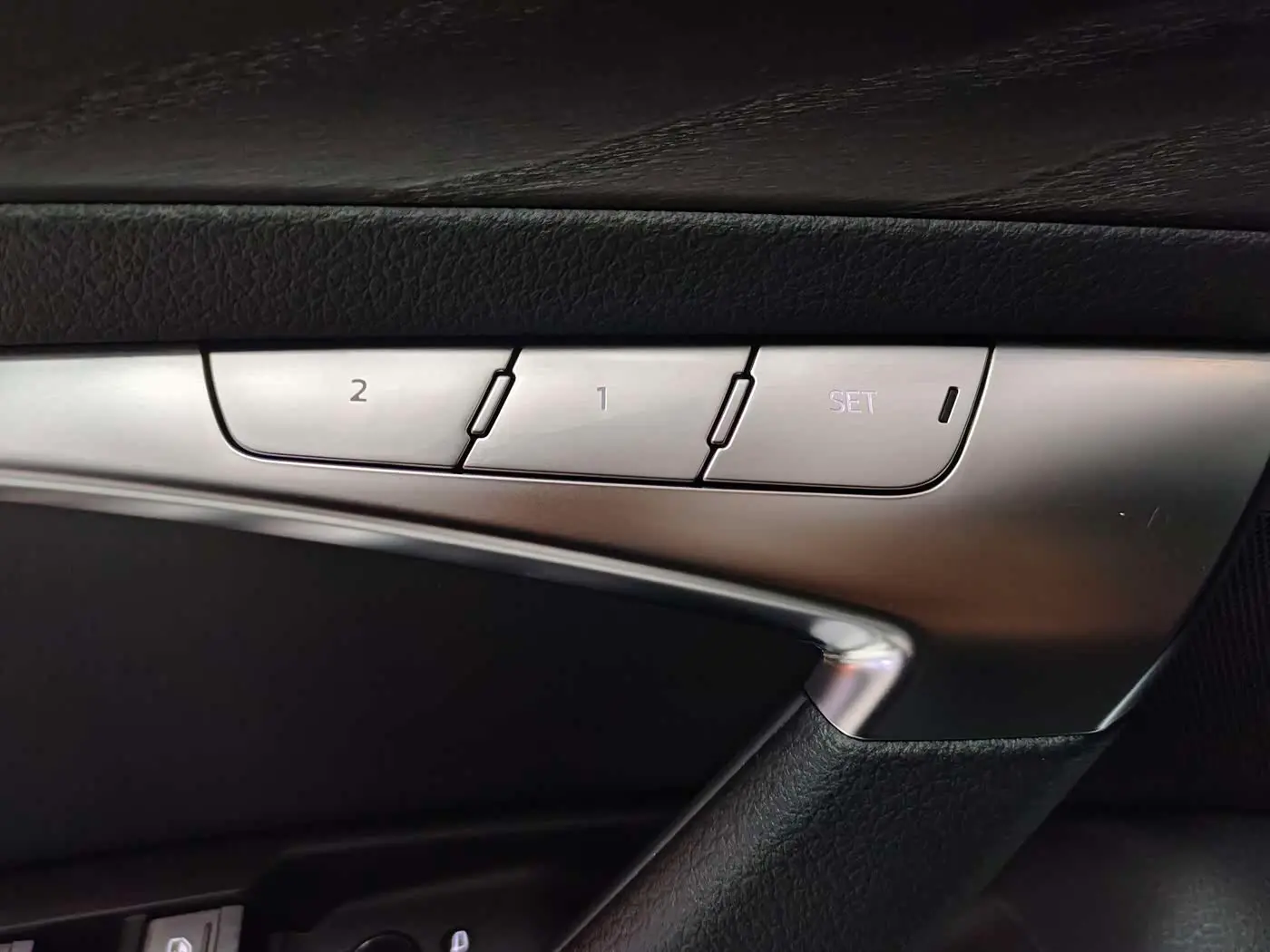 Audi A6L 2024 — Photo 11/20
