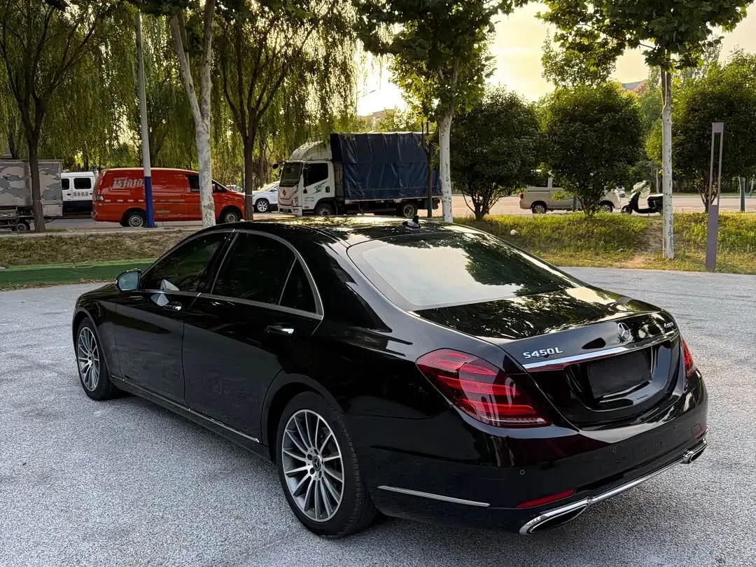 Mercedes-Benz S-Class 2018 — Photo 10/10