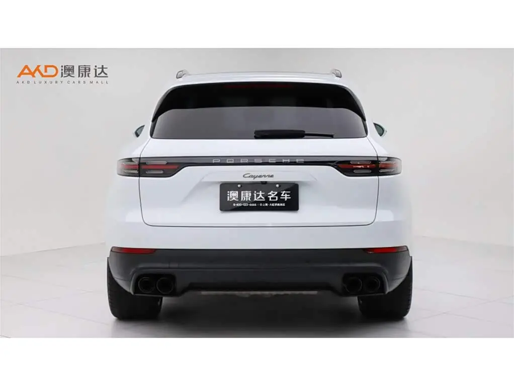 Porsche Cayenne 2022 — Photo 4/10