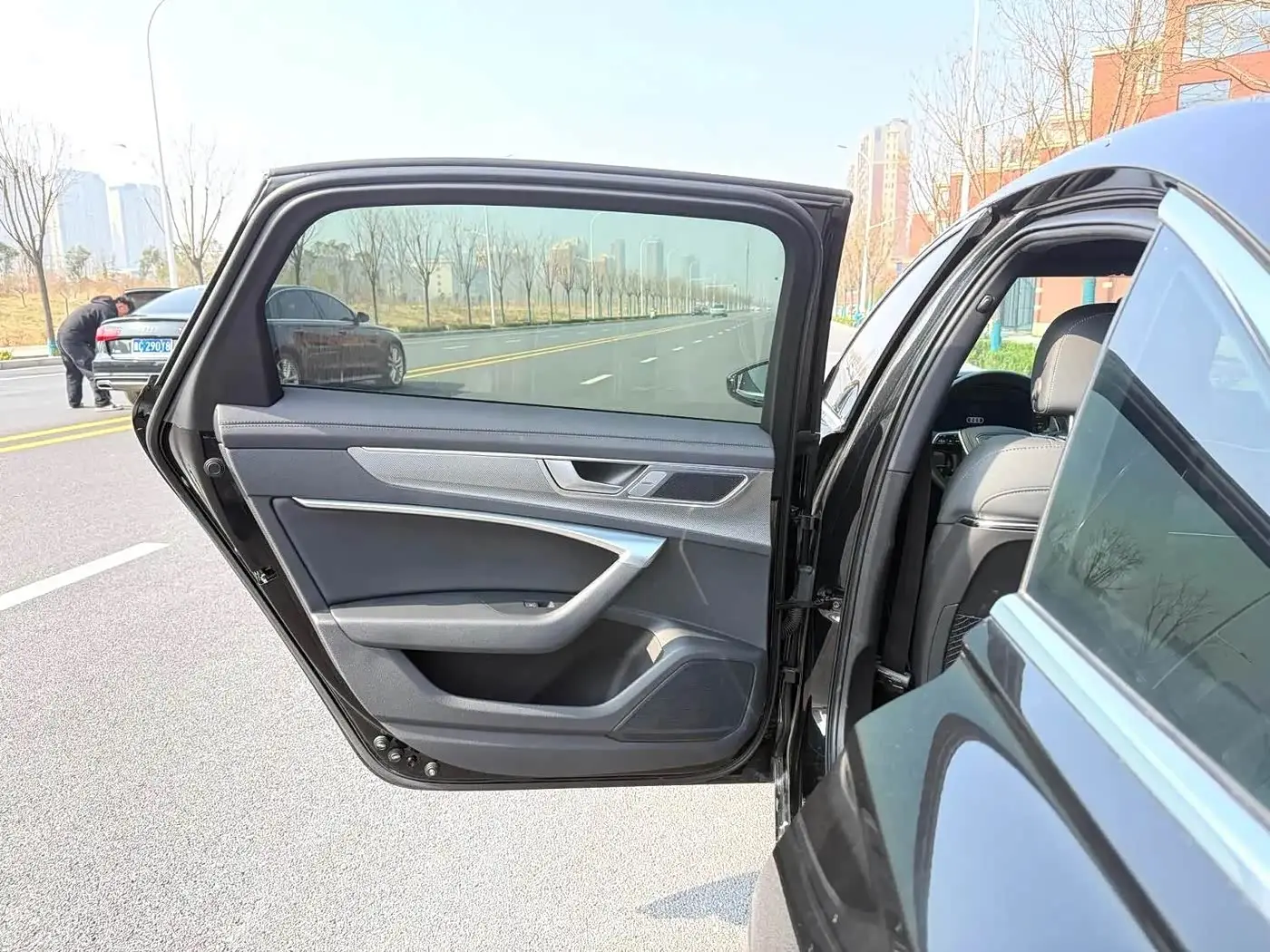 Audi A6L 2023 — Şəkil 6/15