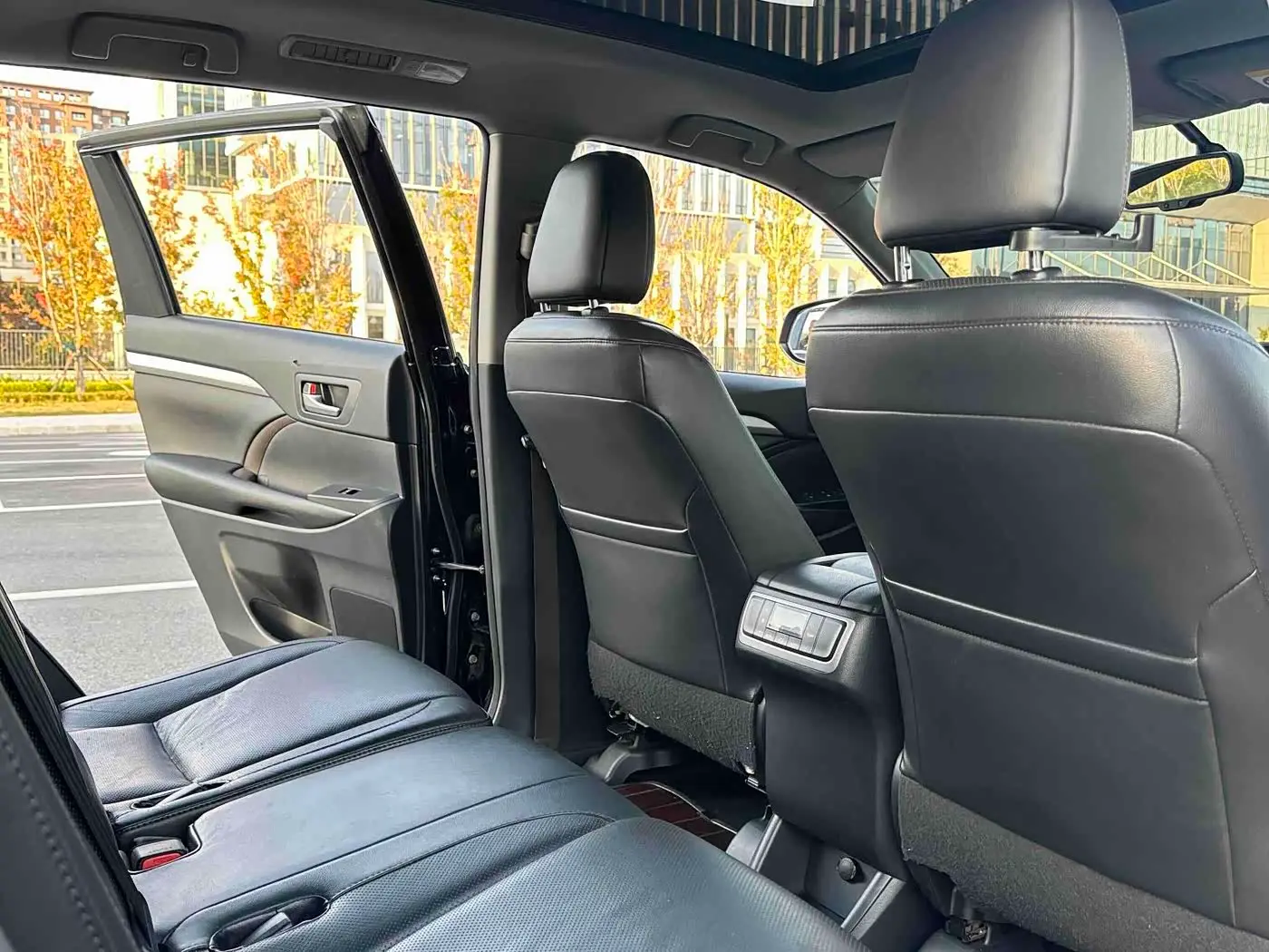 Toyota Highlander 2016 — Фото 11/16