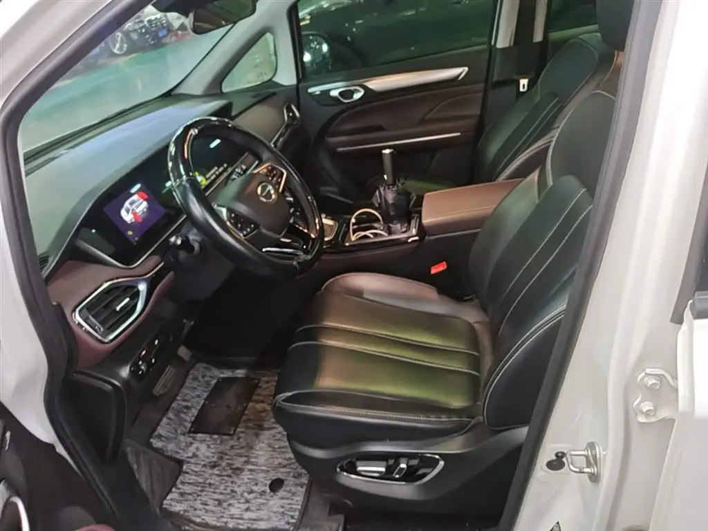 GAC Trumpchi Trumpchi M6 2024 — Фото 15/20