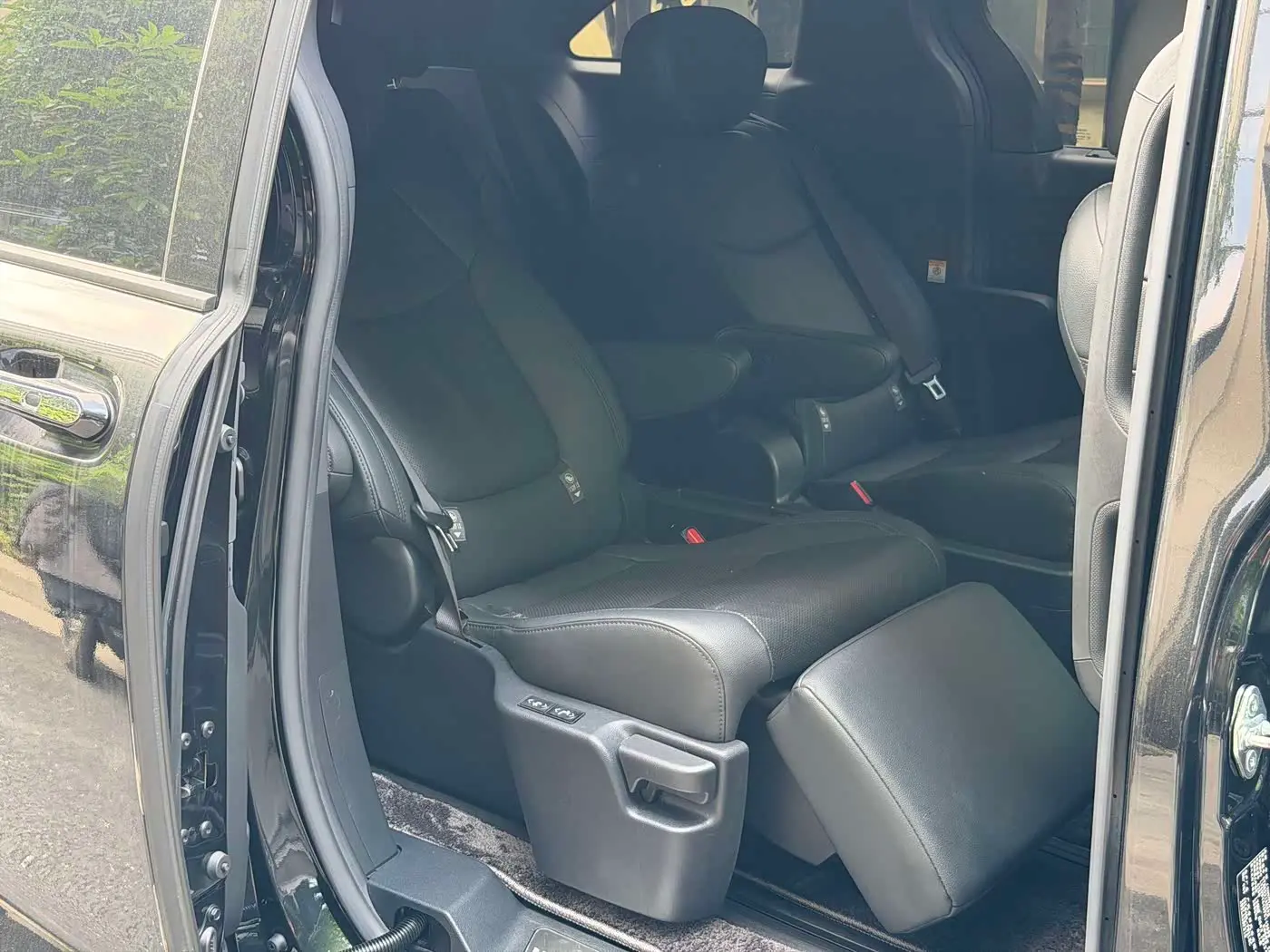Toyota Sienna 2023 — Şəkil 16/16