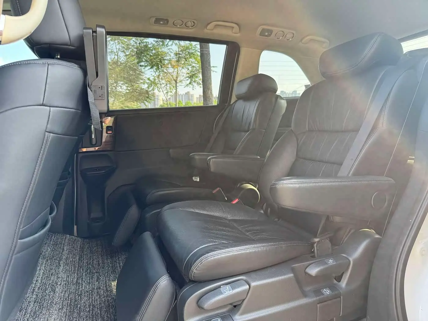 Honda Odyssey 2018 — Фото 9/14