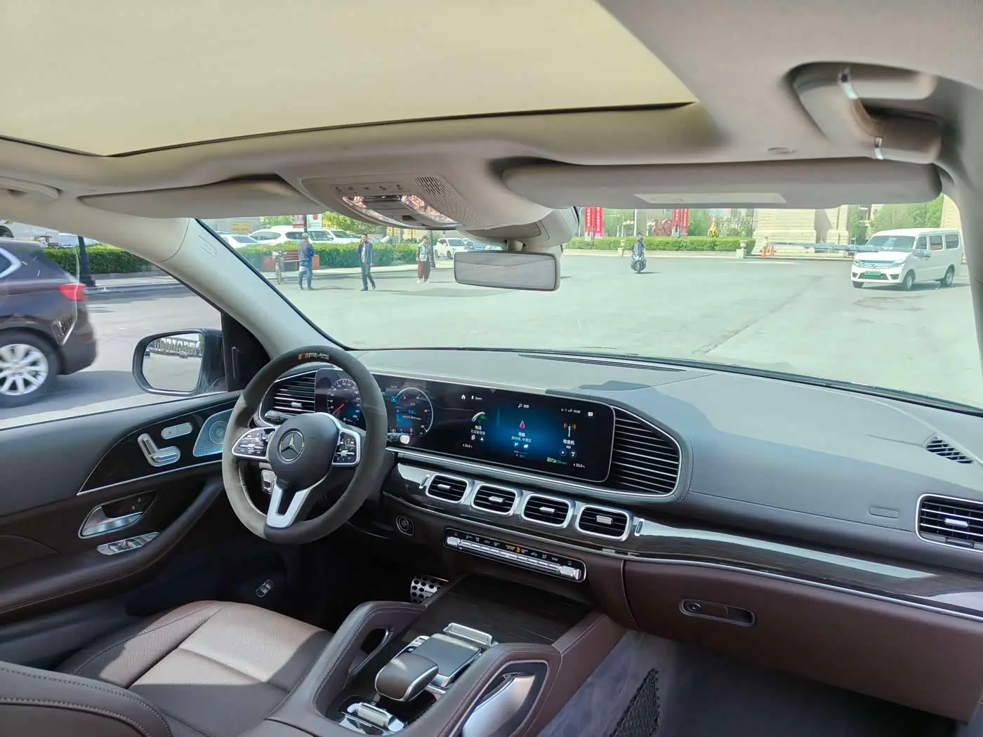 Mercedes-Benz GLE 2020 — Фото 18/20