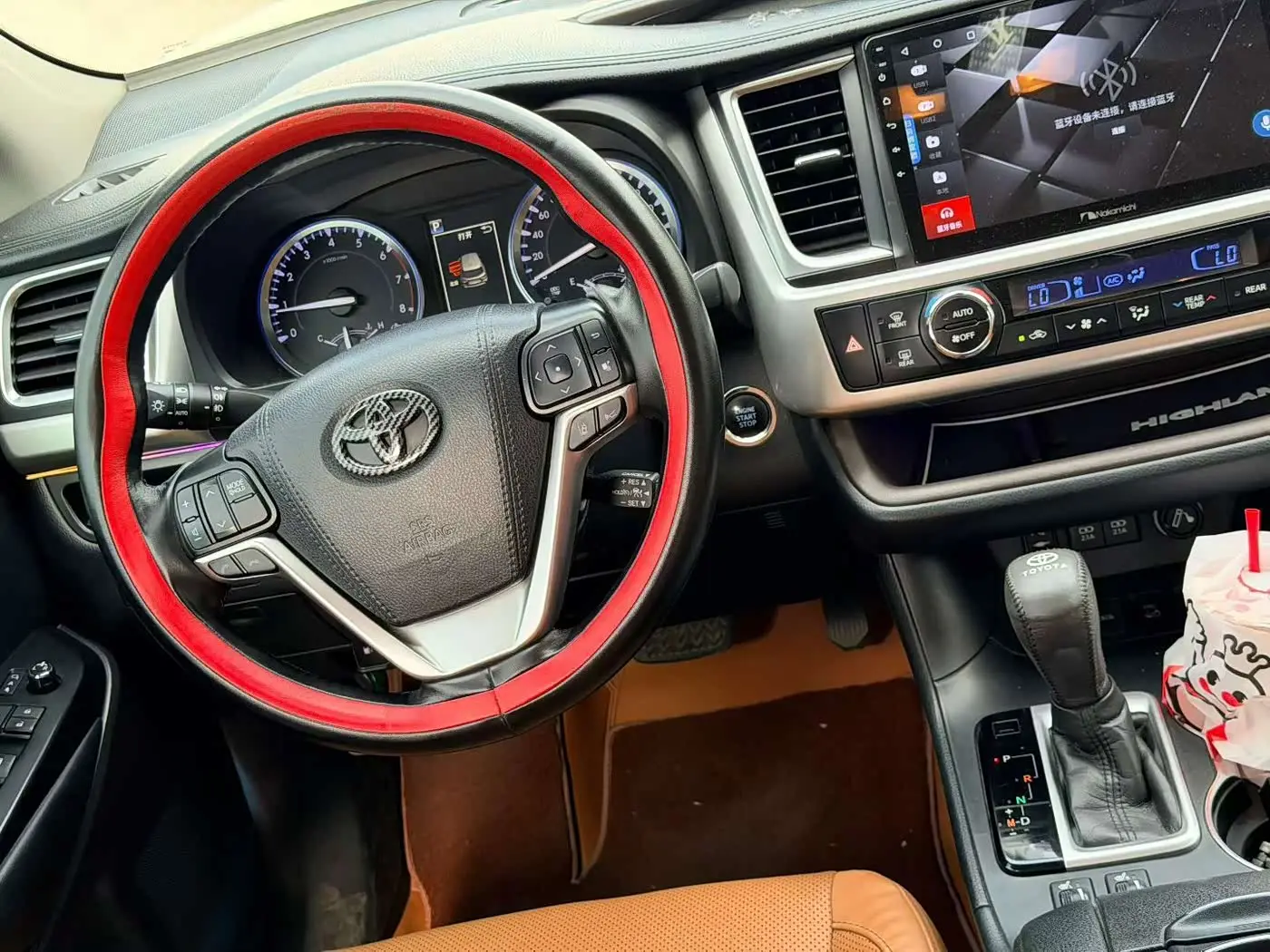 Toyota Highlander 2020 — Фото 3/6