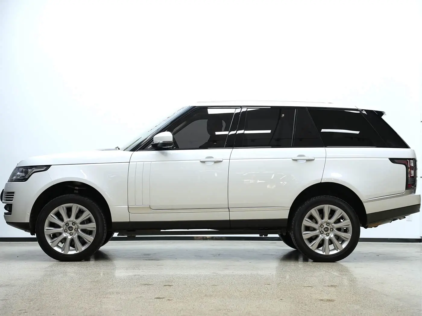 Land Rover Range Rover 2013 — Фото 4/18