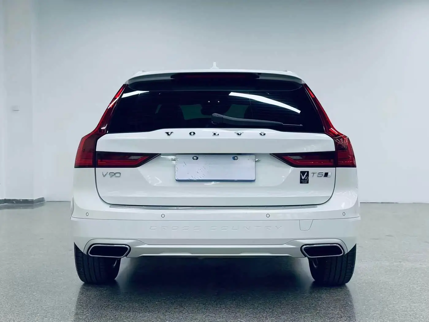 Volvo V90 2018 — Photo 5/20