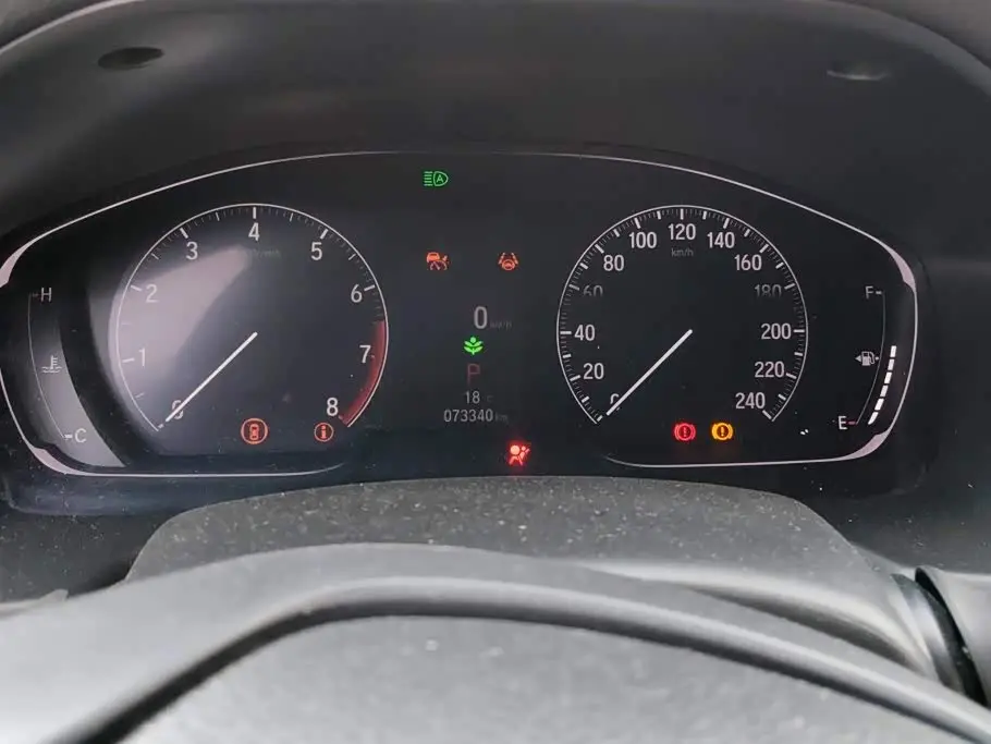 Honda Accord 2023 — Фото 14/16