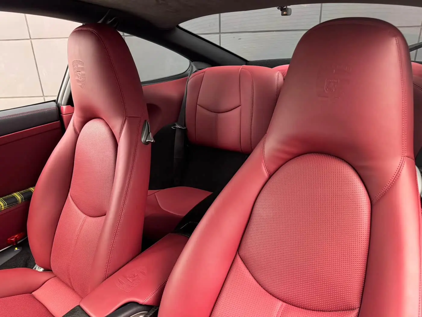 Porsche 911 2010 — Photo 19/20