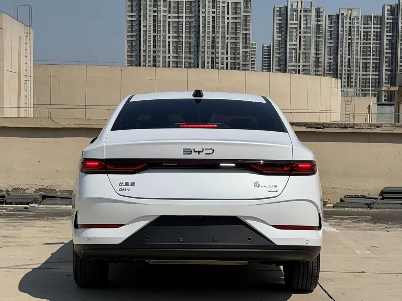 BYD Qin PLUS 2025 — Фото 4/17