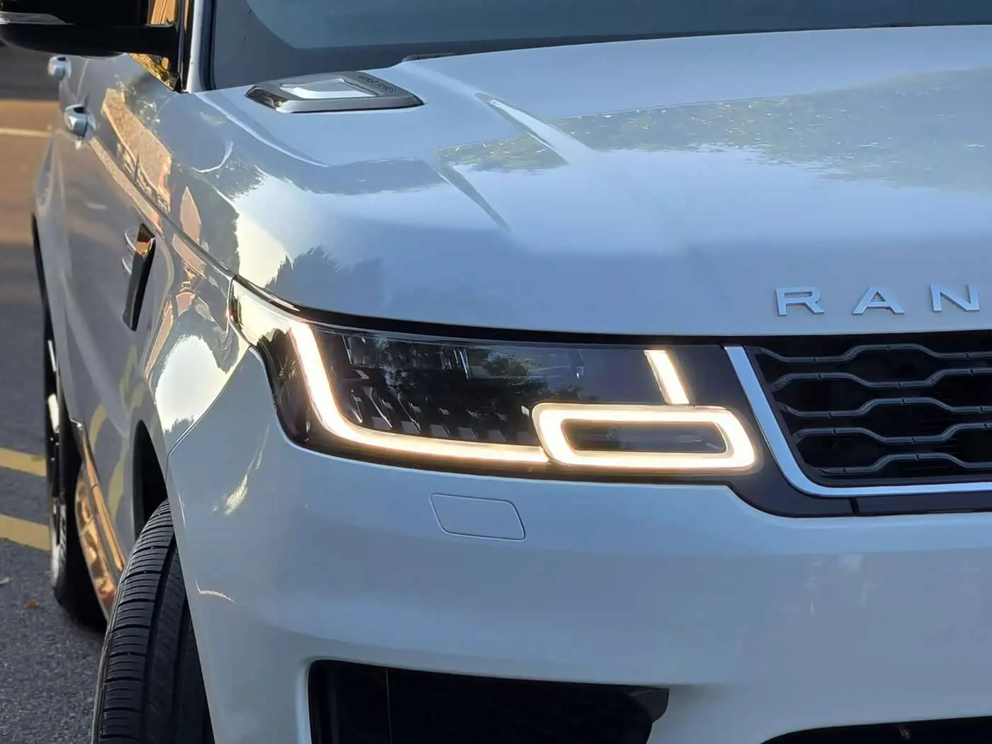 Land Rover Range Rover Sport PHEV 2018 — Фото 4/18