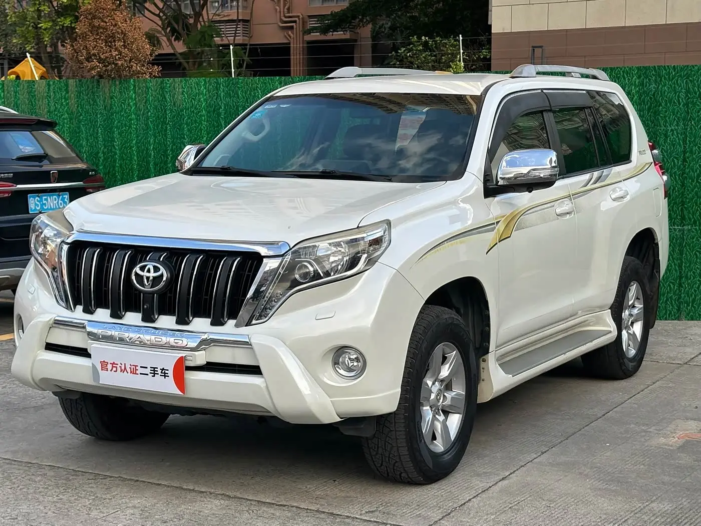 Toyota Prado 2016 — Фото 1/9