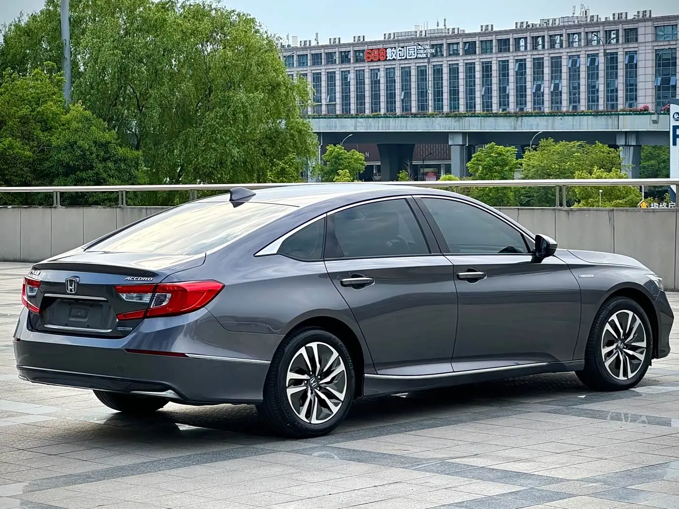 Honda Accord 2020 — Фото 7/16