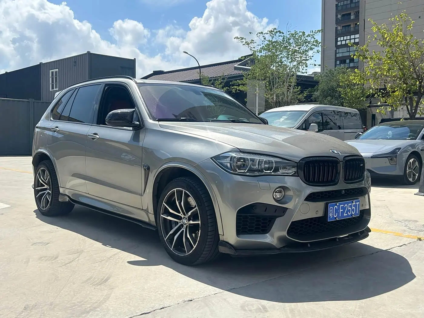 BMW X5 M 2017 — Фото 3/9