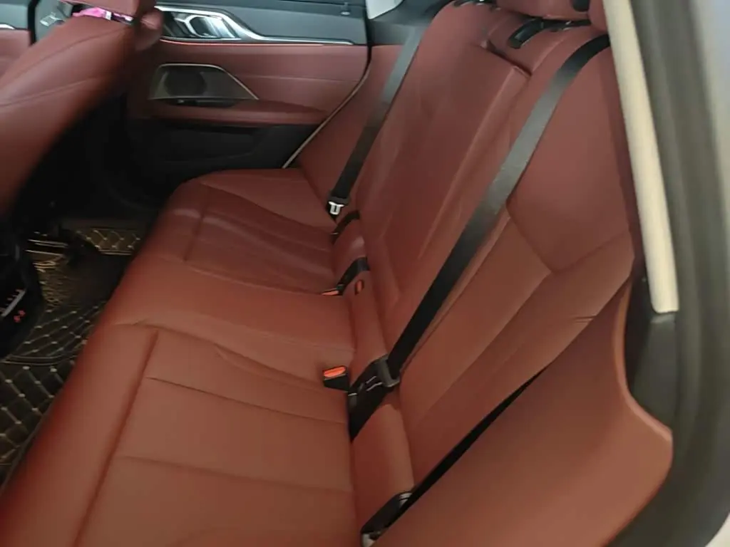 BMW 4 Series 2022 — Фото 17/20